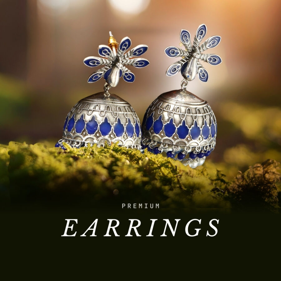 Earring Showcase Image